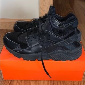 Nike Huarache All Black